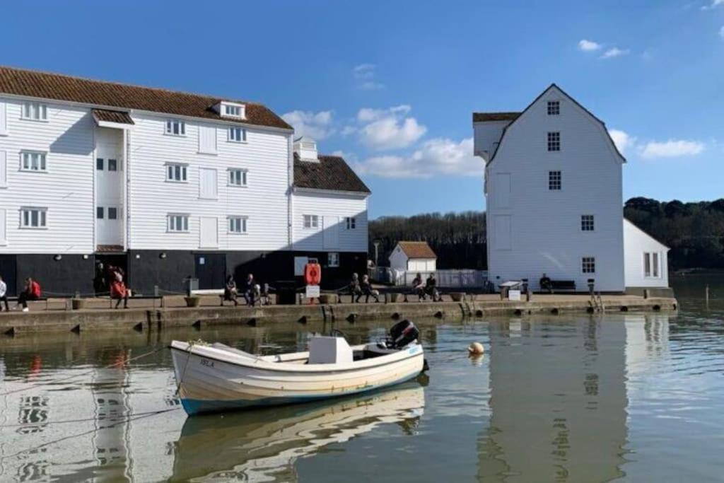 Riverside Haven In Woodbridge Kültér fotó