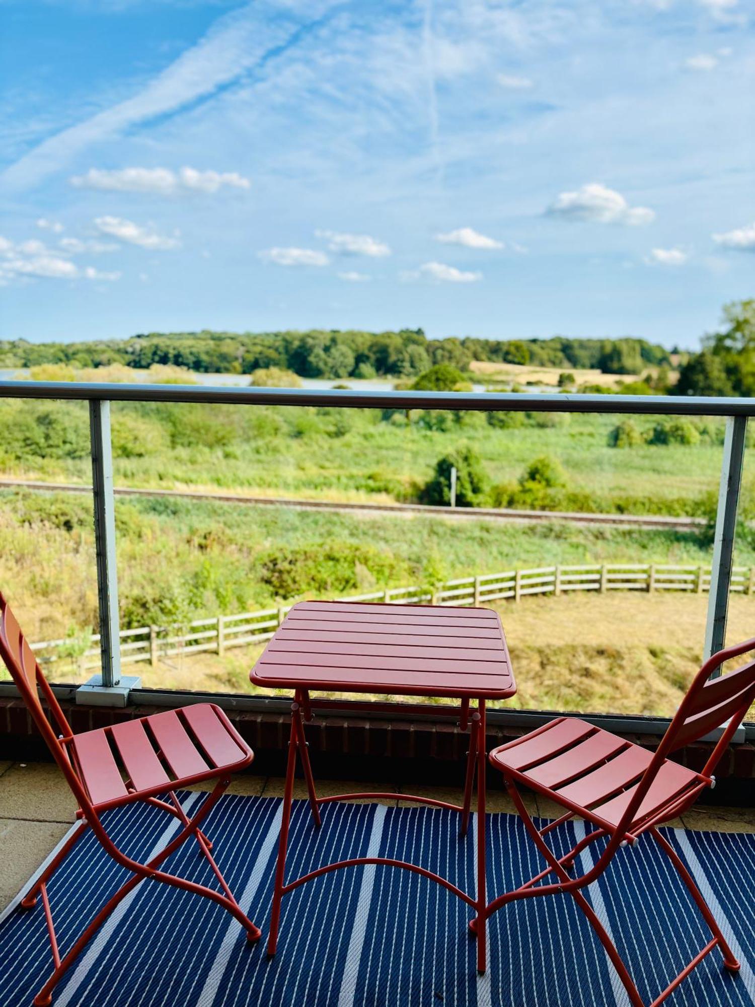 Riverside Haven In Woodbridge Kültér fotó